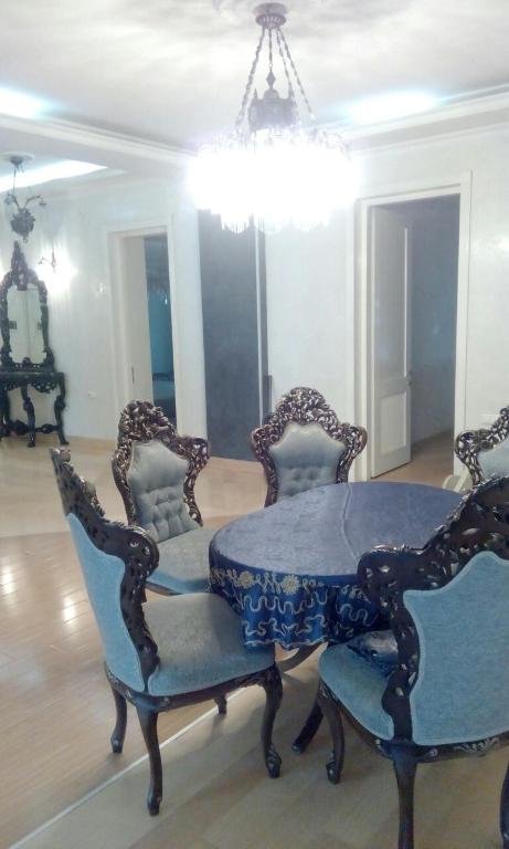 Тбилиси: Apartment on Napareuli 4