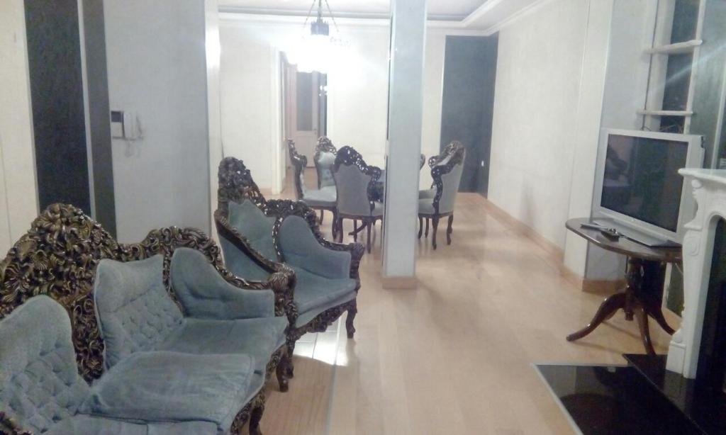 Тбилиси: Apartment on Napareuli 4