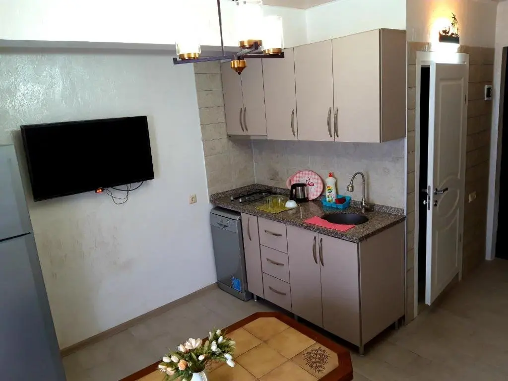 Батуми: Apartment in Selaziri 165