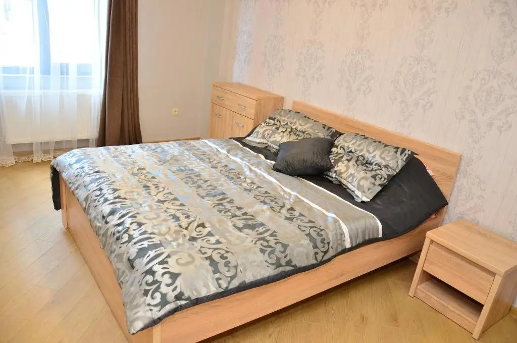 Тбилиси: 3 Domus Apartments