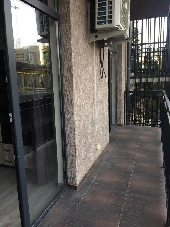 Тбилиси: 1 Bedroom Apartment on Kazbegi St