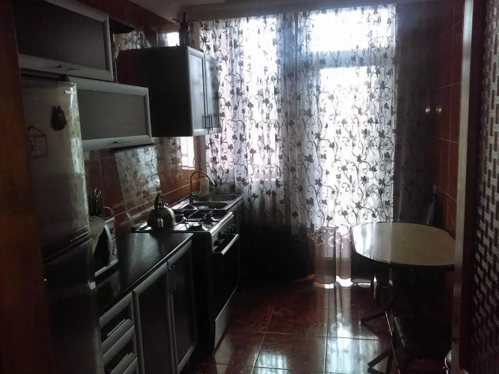 Батуми: Batumi, Chavchavadze 21