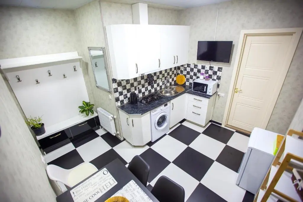 Тбилиси: 2 Bedroom apartment Old City