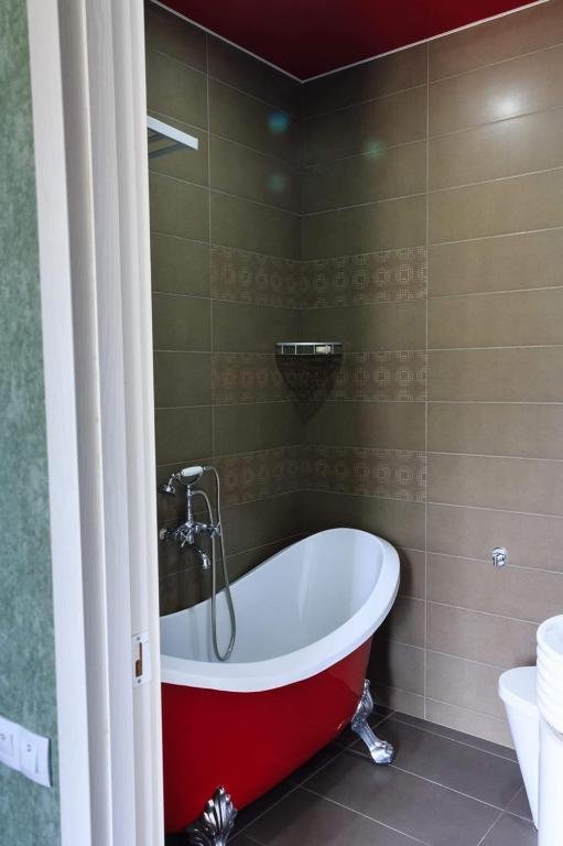 Тбилиси: apartament chovelidze street 8