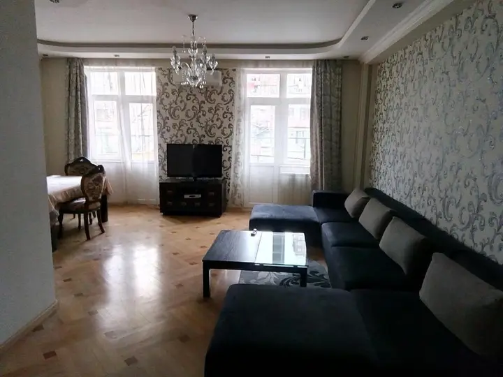 Тбилиси: Apartamenty v Saburtalo
