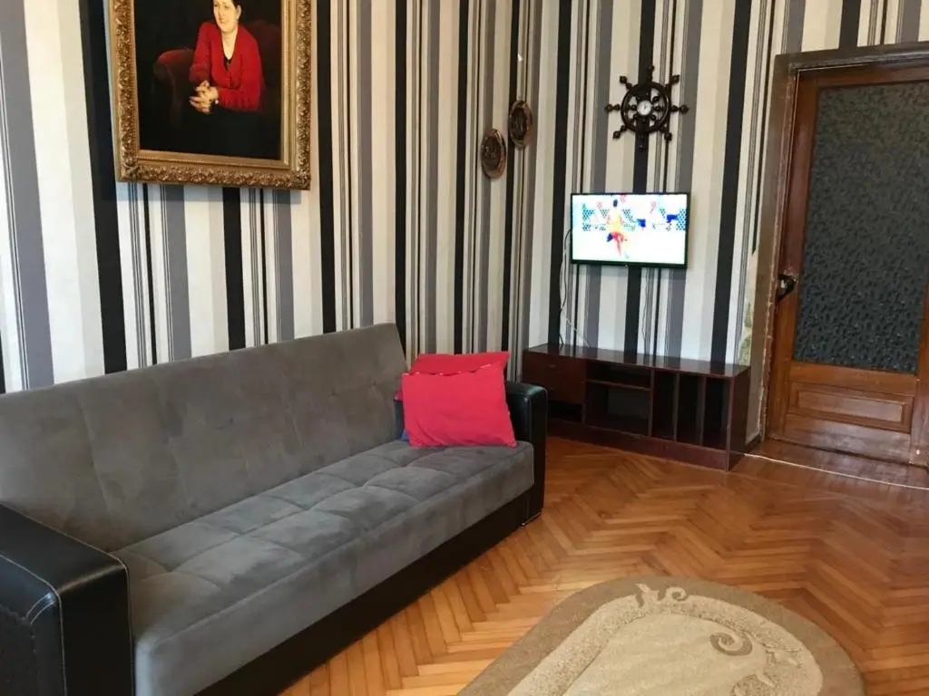 Батуми: Batumi Ugol Gorgiladze I 26 Maia