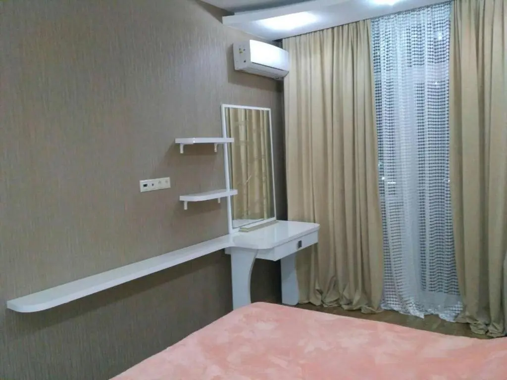 Батуми: Apartment Pirosmani Street 18B