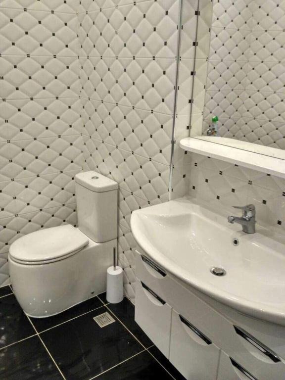 Батуми: Apartment Pirosmani Street 18B
