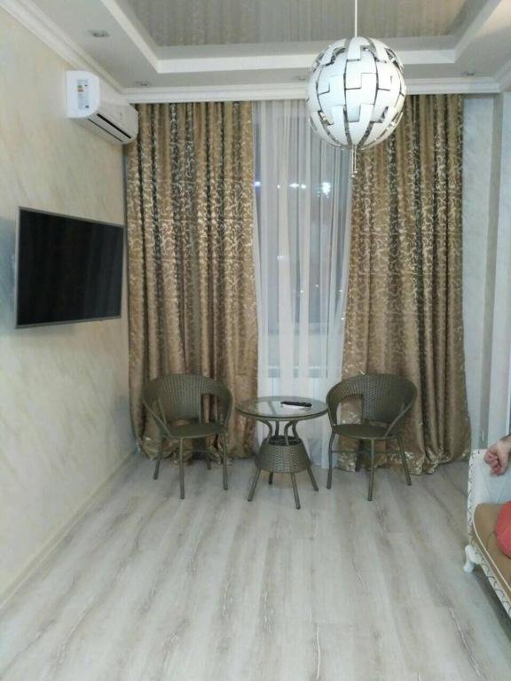 Батуми: Apartment Pirosmani Street 18B