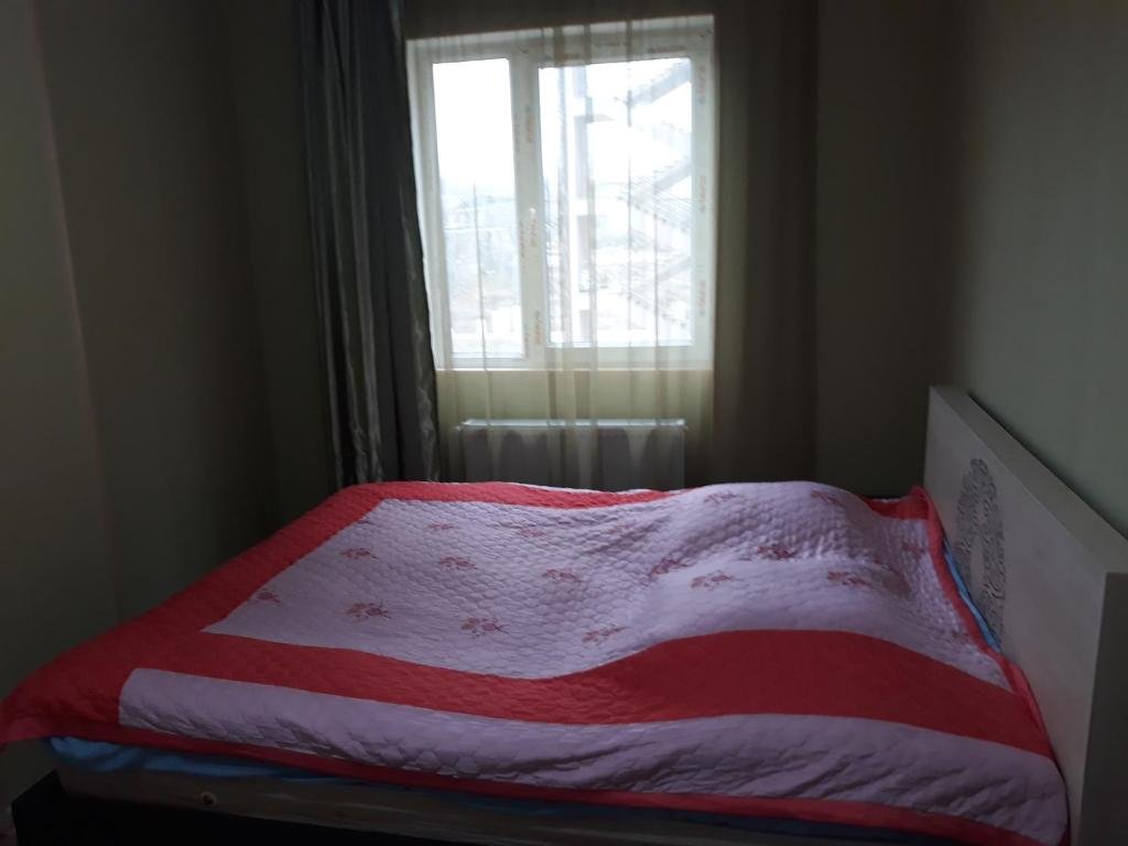 Тбилиси: Apartment on G. Abashvili Street 3