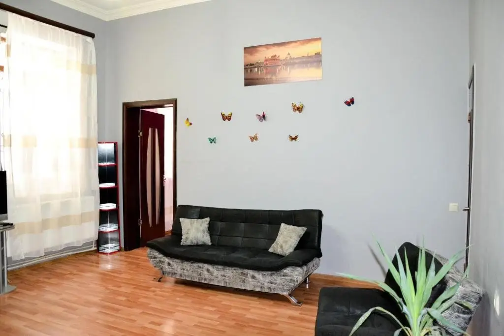 Тбилиси: Apartment Number 13/2