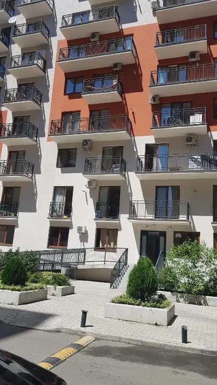 Тбилиси: Apartment on Kartozia 8