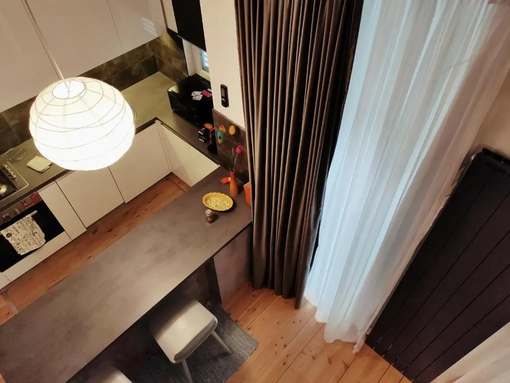 Тбилиси: 16 Kalistrate Tsintsandze Street