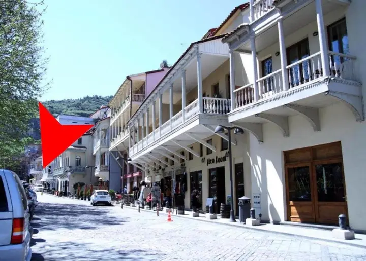 Тбилиси: 27 Abano Street