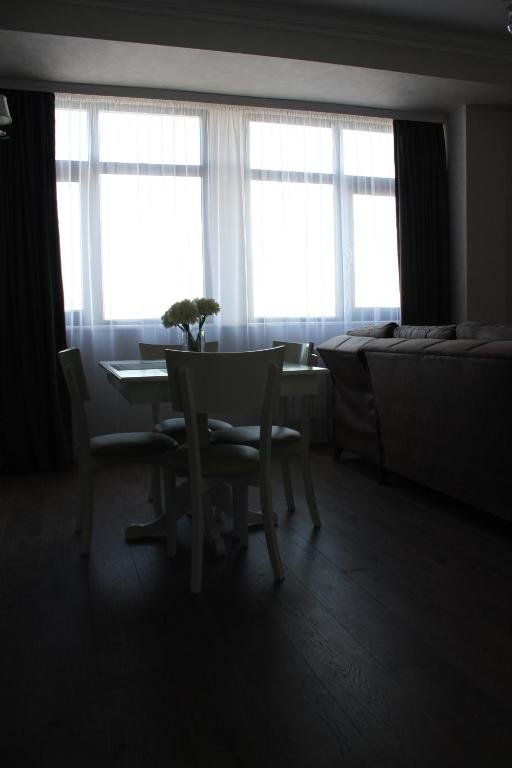 Тбилиси: 5 Pavle Ingorokva Street