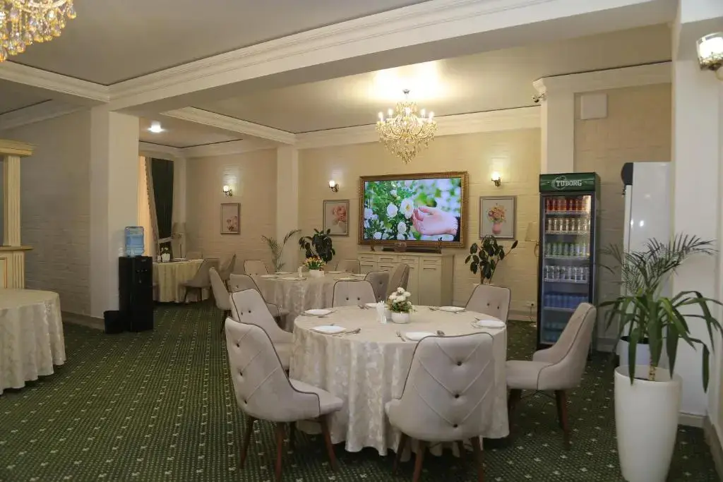 Джизак: Bek Plus Hotel