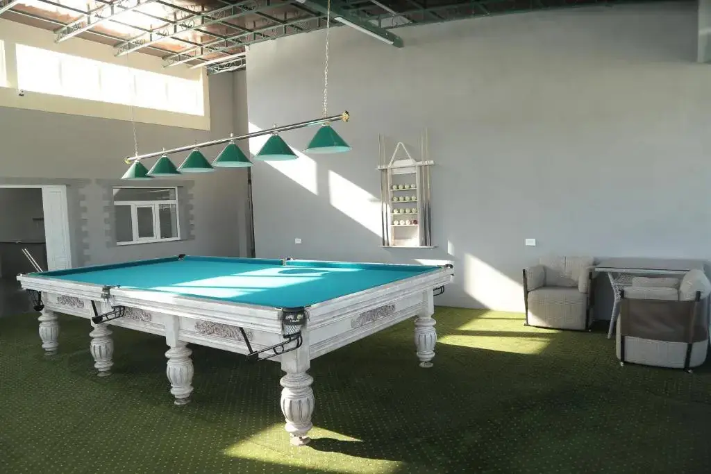 Джизак: Bek Plus Hotel