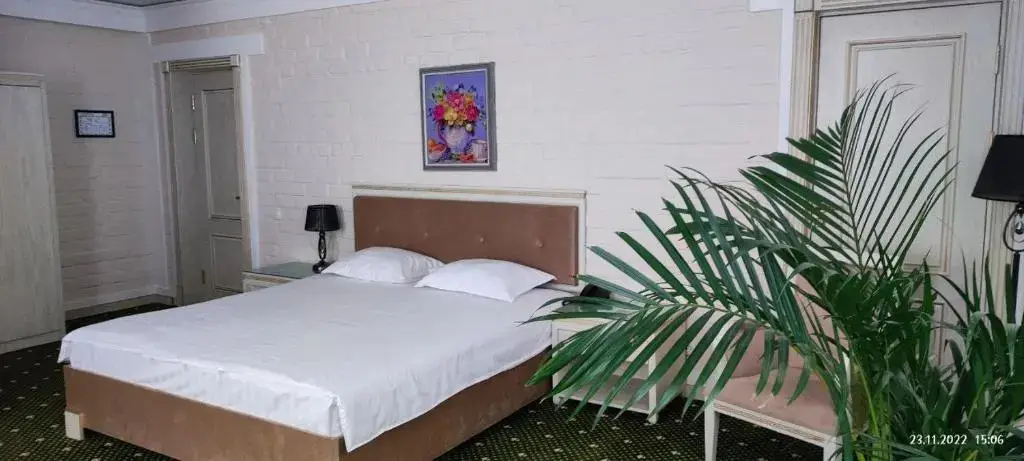 Джизак: Bek Plus Hotel