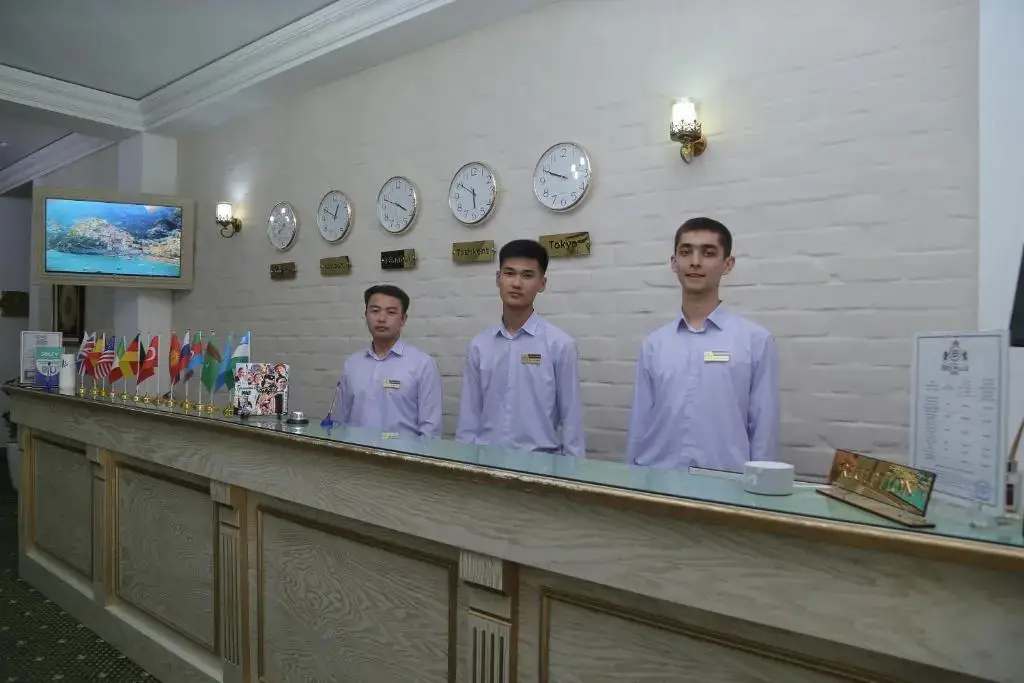 Джизак: Bek Plus Hotel
