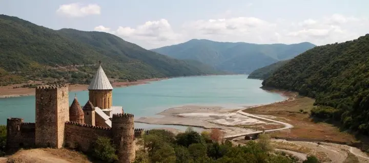 Тбилиси: Apartment for 1-4 persons with airport transfer, welcoming tour to Old Capital - Mtskheta