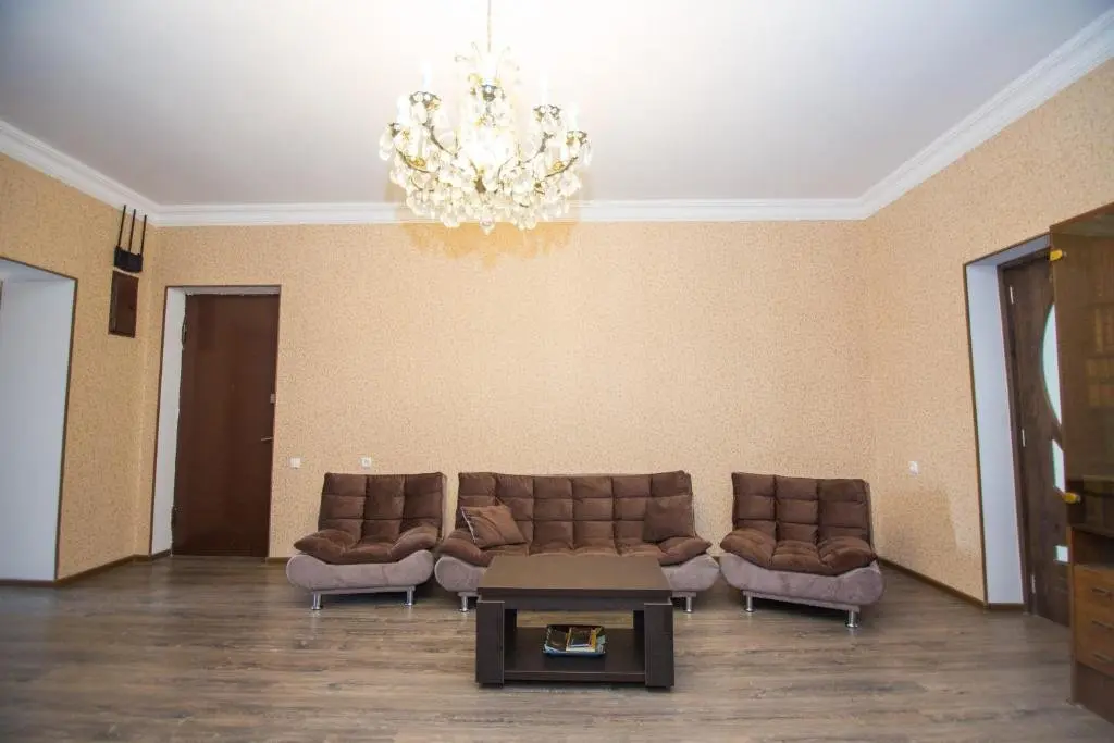 Тбилиси: Apartment for 1-4 persons with airport transfer, welcoming tour to Old Capital - Mtskheta