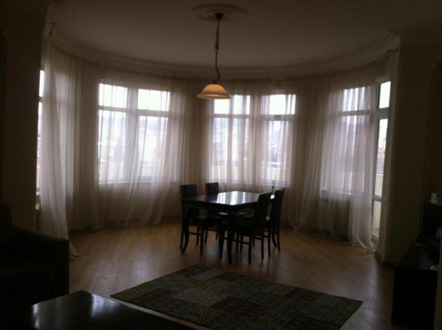 Тбилиси: 1 Merab Kostava Street