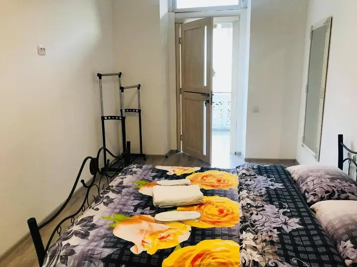 Тбилиси: Apartament Kikodze 13