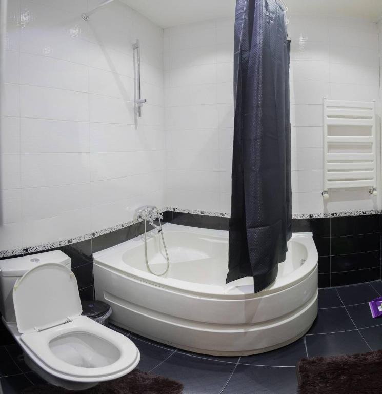 Тбилиси: 88 Davit Aghmashenebeli Avenue