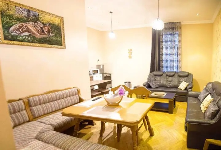 Тбилиси: 88 Davit Aghmashenebeli Avenue