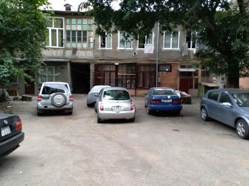 Тбилиси: 24 Chovelidze street apartament