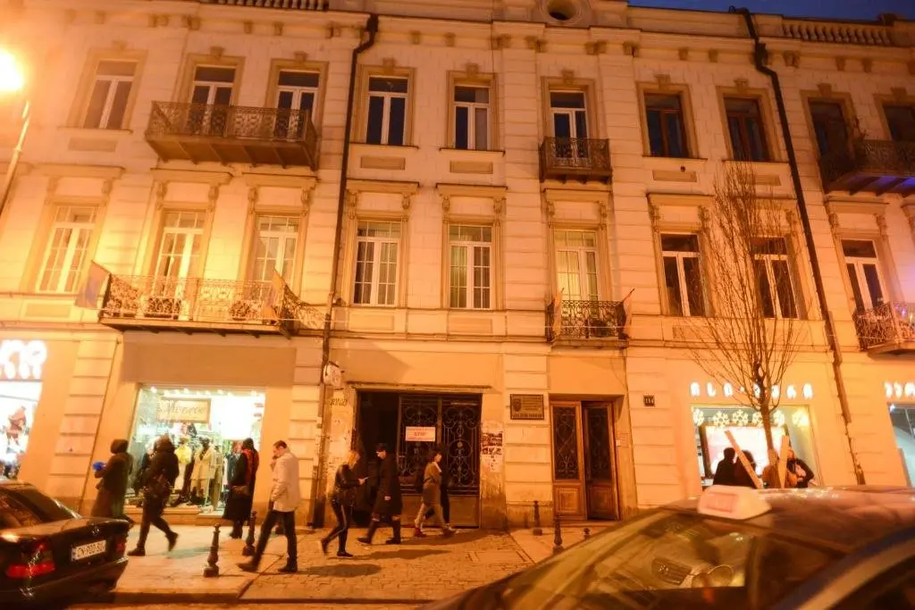 Тбилиси: Agmashenebeli Charming Appartment N2
