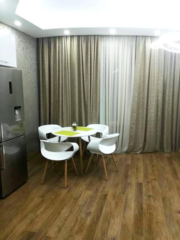Тбилиси: 35 Zhiuli Shartava Street