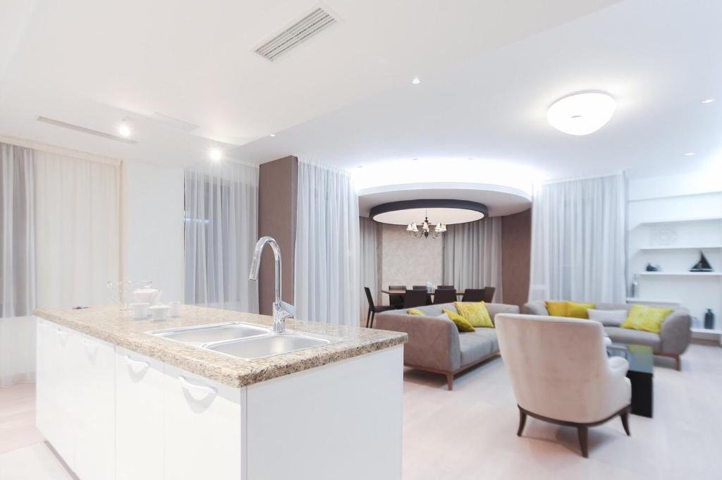 Тбилиси: 2B Luxury Apartment