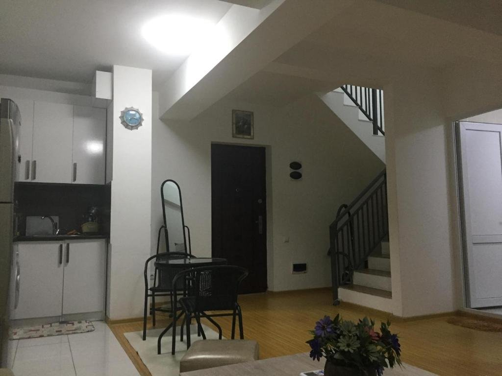 Тбилиси: Apart,Isani-Samgori tbilici,Tbilisi Viktor Kupradze street Hualing Tbilisi plaza 27