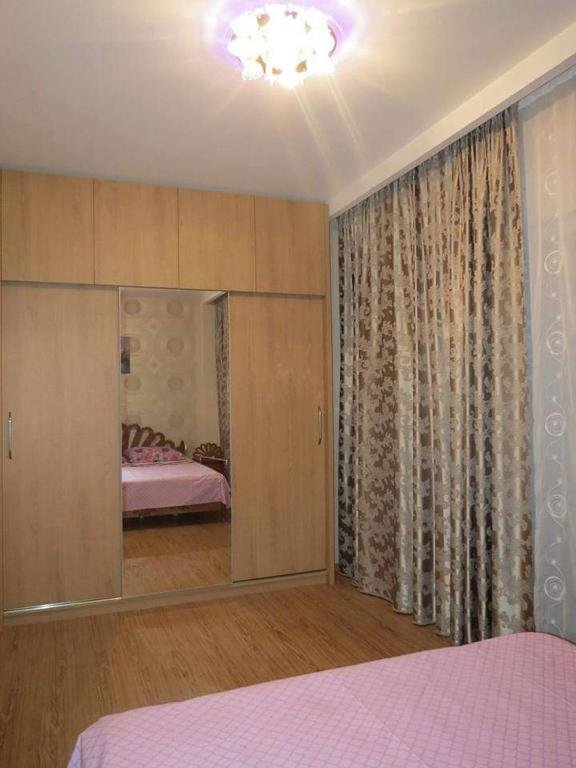Тбилиси: Apartment clean and closer at metro