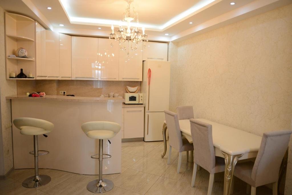 Тбилиси: Apartment on Kuchishvili Street 18