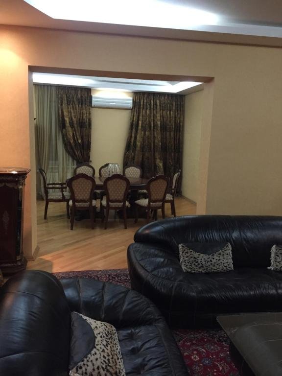 Тбилиси: 26 Ilia Chavchavadze Avenue