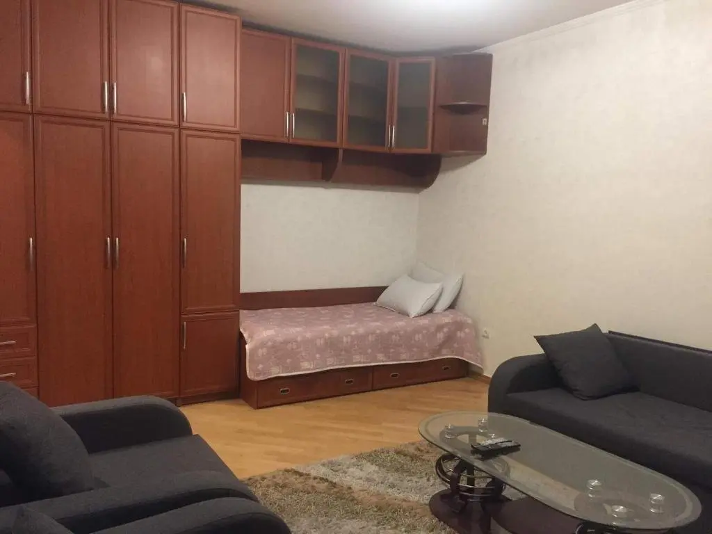 Тбилиси: 179 Davit Aghmashenebeli Avenue Apartment