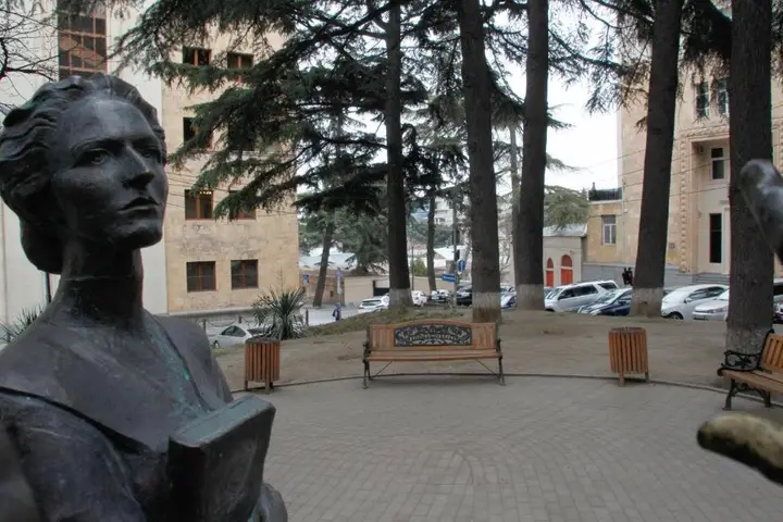 Тбилиси: Beridze 6