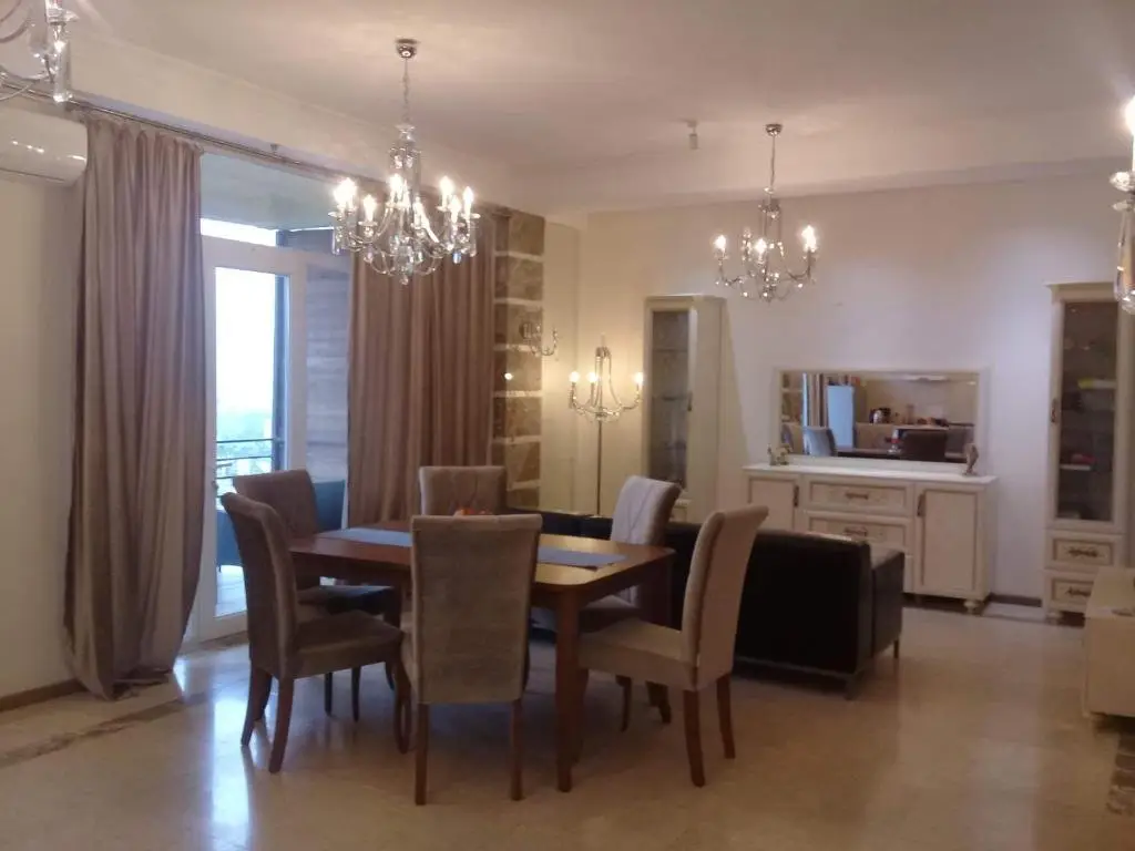 Тбилиси: apartments with 3 bedrooms