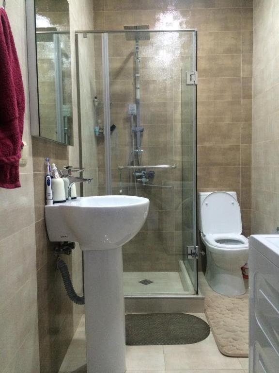 Батуми: Apartament on Pirosmani 18c