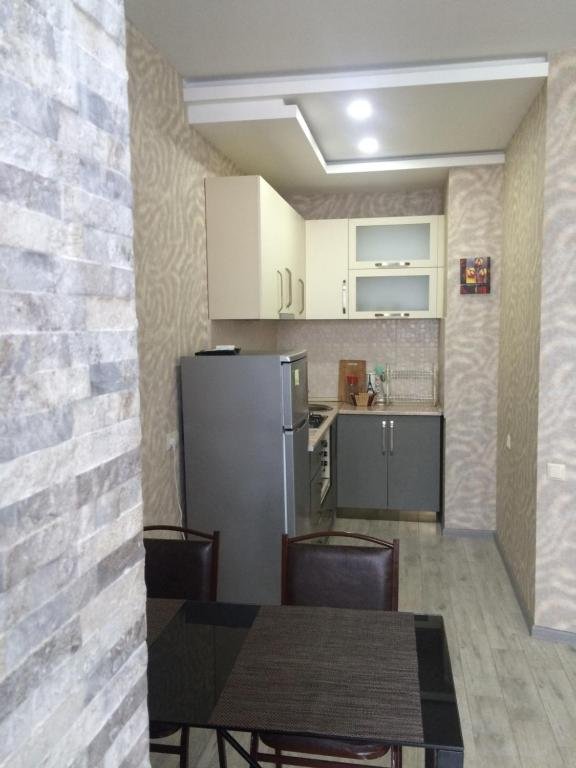Батуми: Apartament on Pirosmani 18c