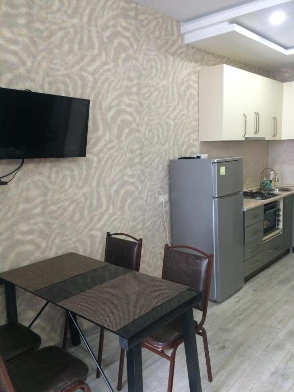 Батуми: Apartament on Pirosmani 18c