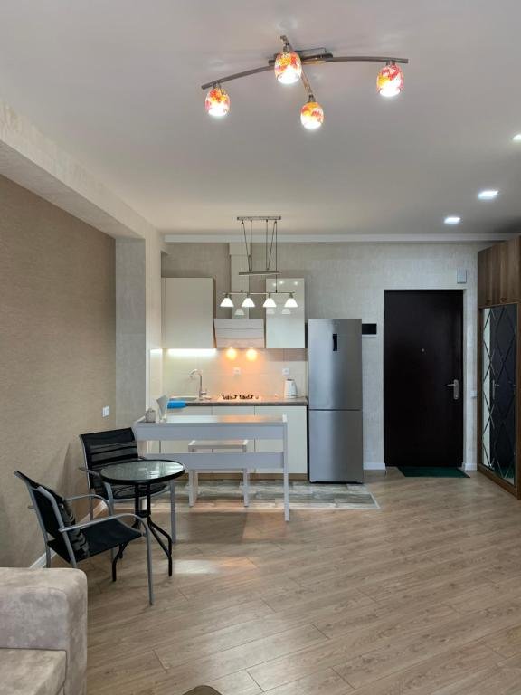 Тбилиси: apartment near metro 1