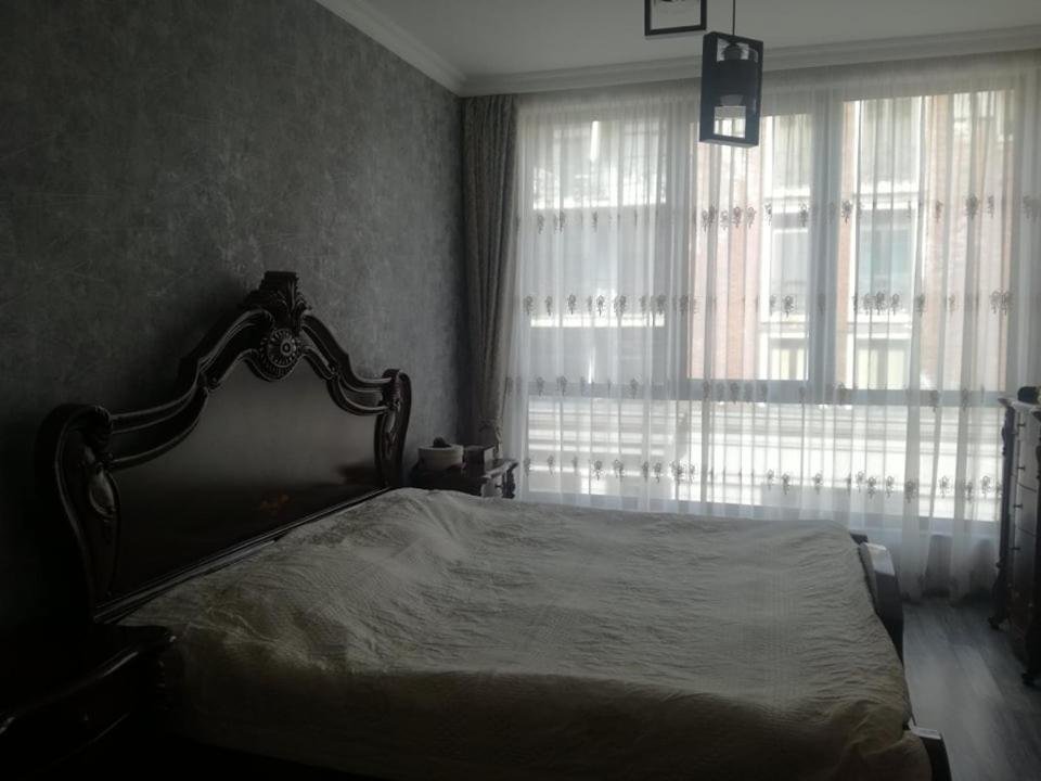 Батуми: Batumi, Parnavaz Mepe 67