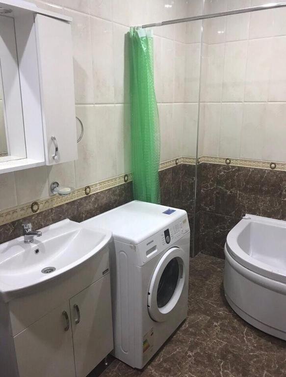 Батуми: 72 Zurab Gorgiladze Street