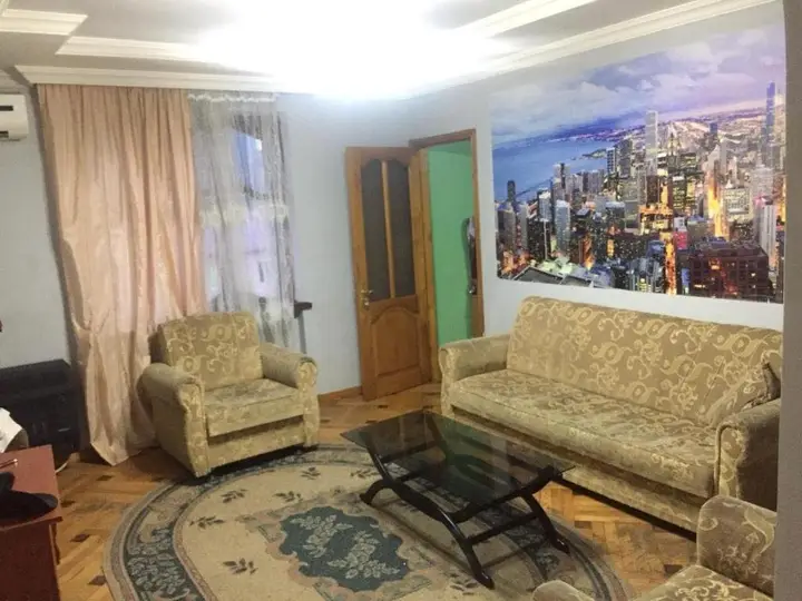 Батуми: Batumi. Javakhishvili ST N6