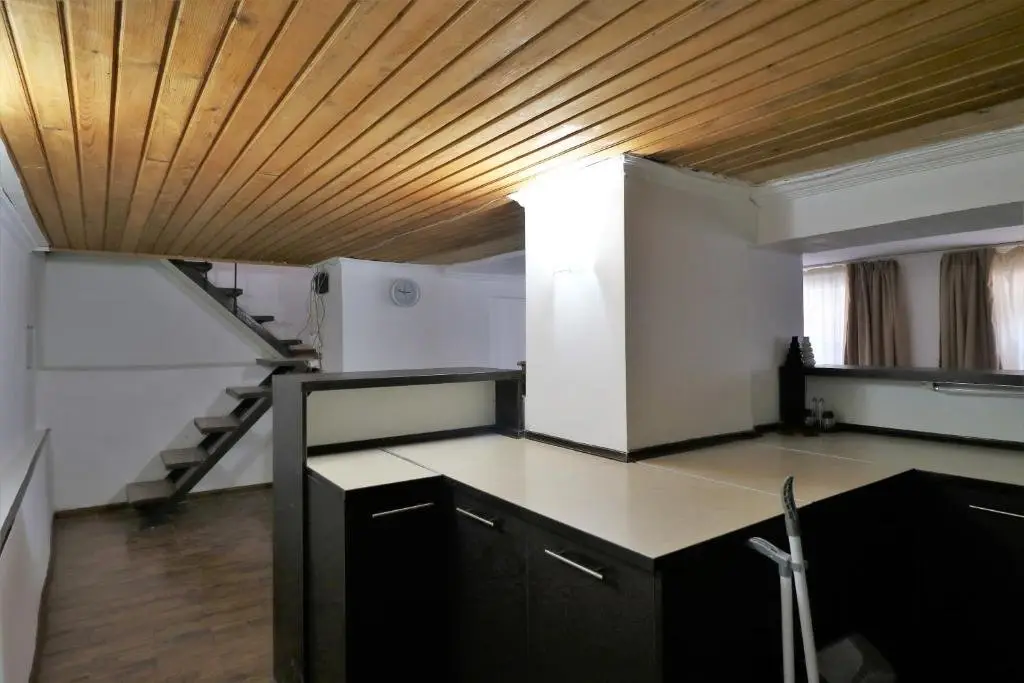 Тбилиси: 7 Giorgi Tsabadze Street