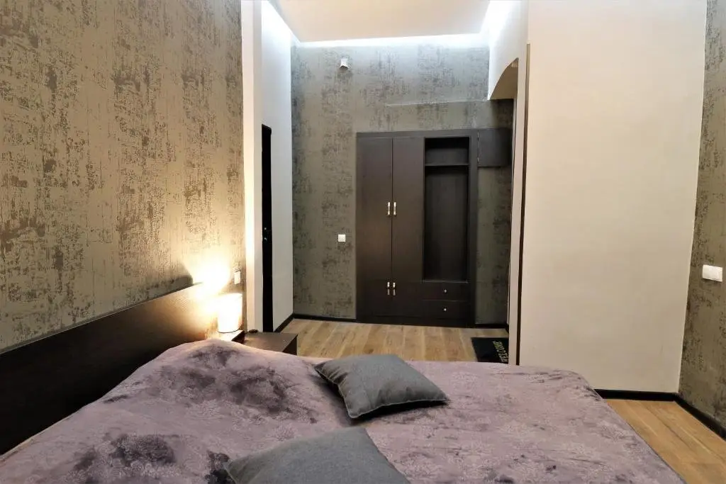 Тбилиси: 7 Giorgi Tsabadze Street