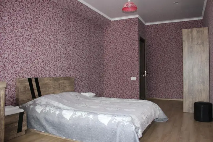 Тбилиси: 300 ARG Apartments